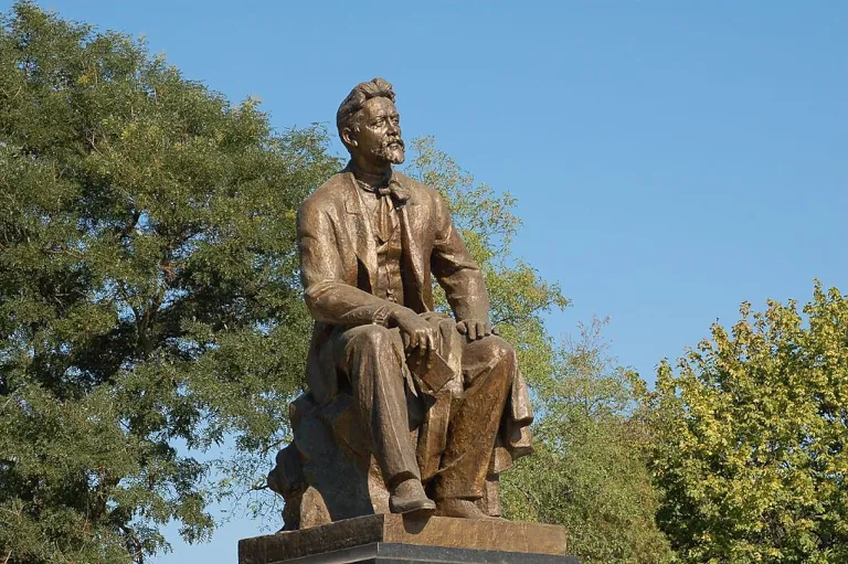O escritor russo Anton Tchekhov, imagem meramente ilustrativa.