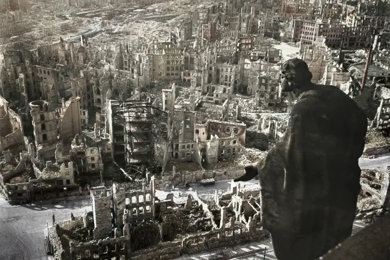 Kurt Vonnegut foi capturado e levado para Dresden, imagem meramente ilustrativa.